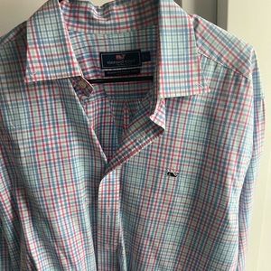 Vineyard Vines Classic Fit Whale Button Down - Large